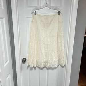Elegant Cream Lace Skirt Size L